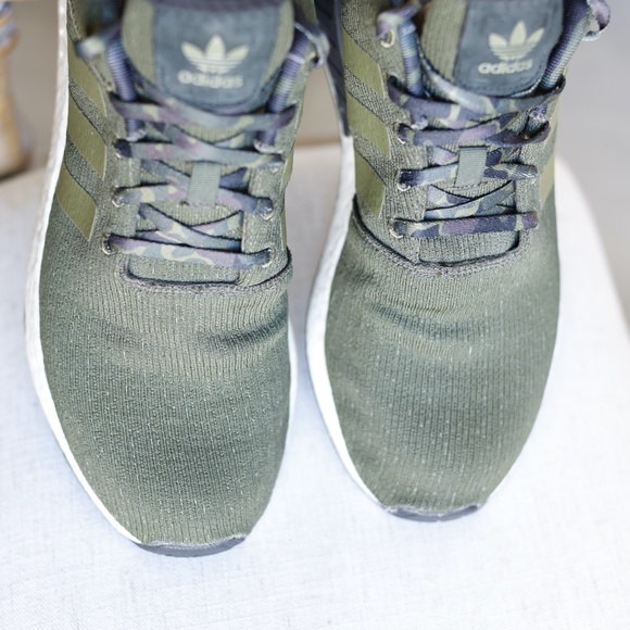 Adidas Mens NMD R2 Sneakers Green with Camouflage Size 11 US Mint Condition - Picture 7 of 9